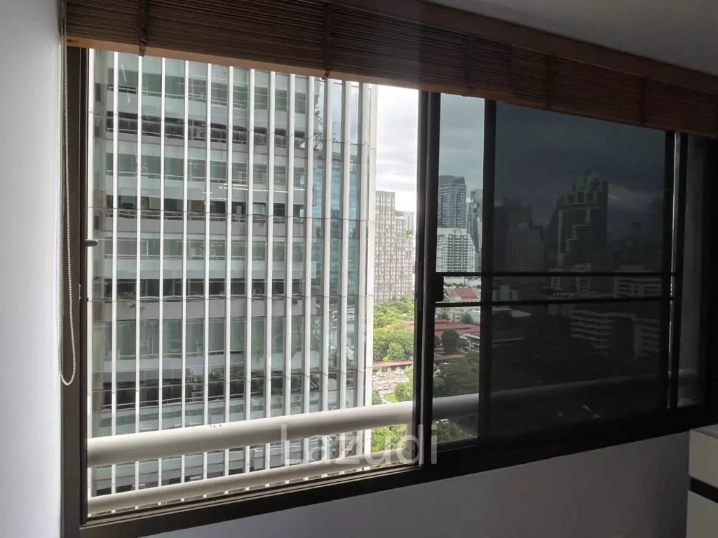 78 sqm 1 Bedroom Condo on 16th Floor at Asoke Tower Bangkok