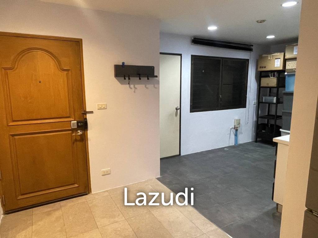 78 sqm 1 Bedroom Condo on 16th Floor at Asoke Tower Bangkok
