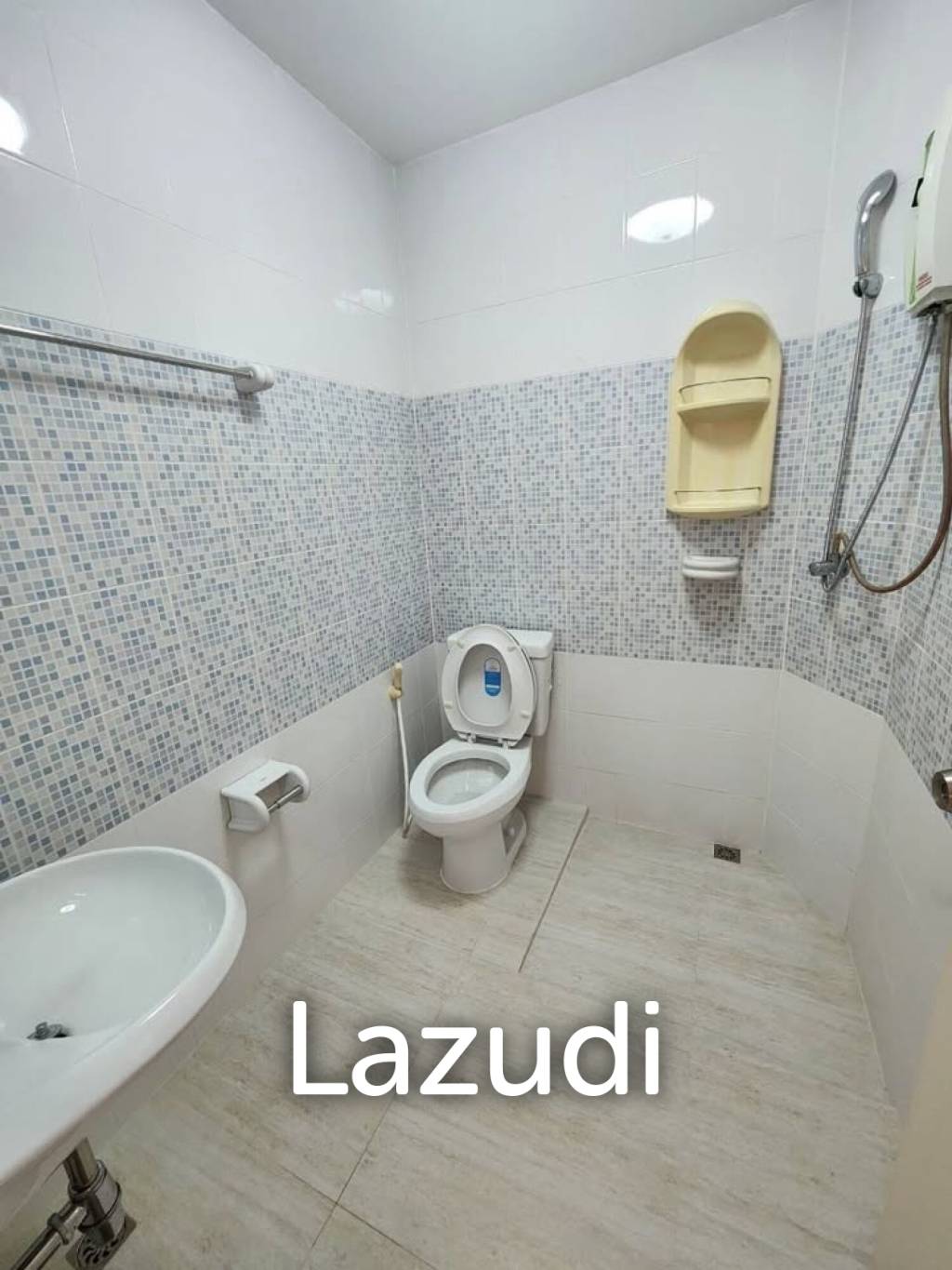 Charming townhouse in quiet area next to beach