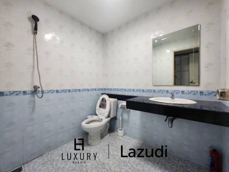 239 ตร.ม 3 เตียง 4 อาบน้ำ ทาวน์เฮ้าส์ For เช่า