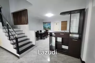 Charming townhouse in quiet area next to beach