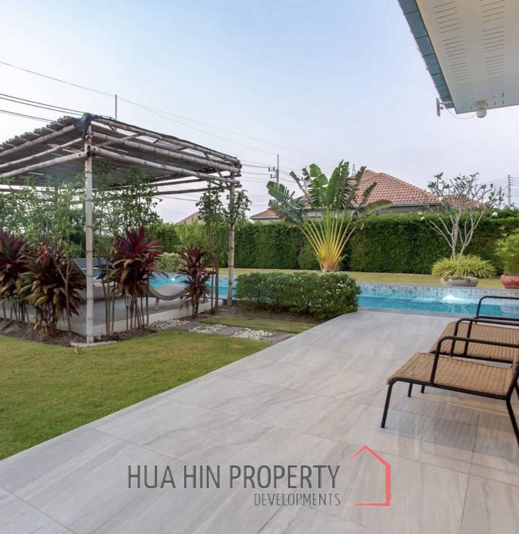 MALI HUA HIN  : 4 bed luxury pool villa