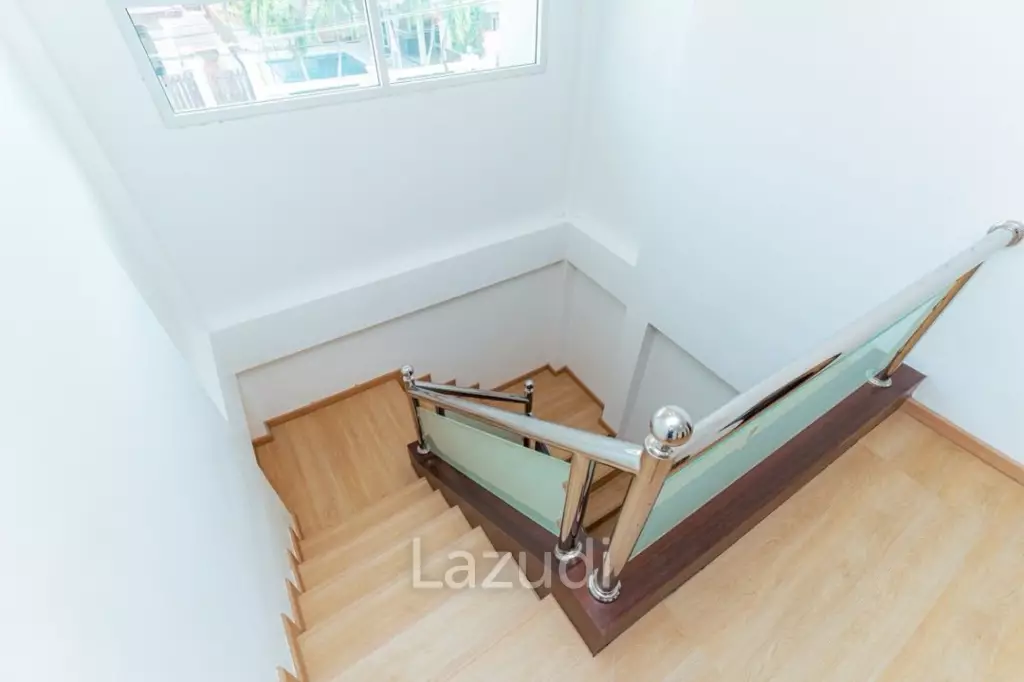 4 Bedroom 3 Bathroom 200 SQ.M. European Home Place