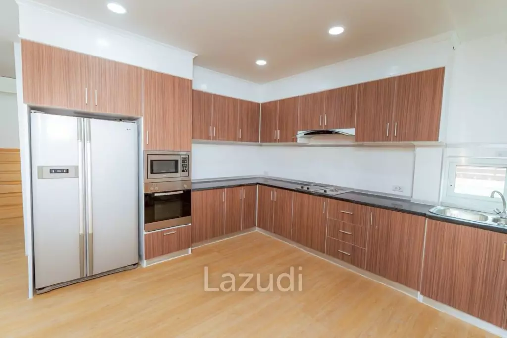4 Bedroom 3 Bathroom 200 SQ.M. European Home Place