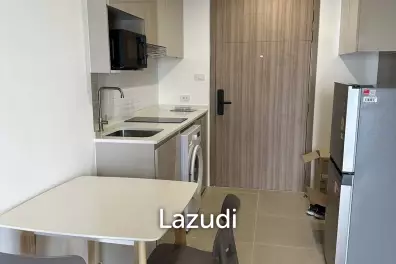 33.3 sqm high floor condo at Na Reva Charoennakhon Samre Thon Buri