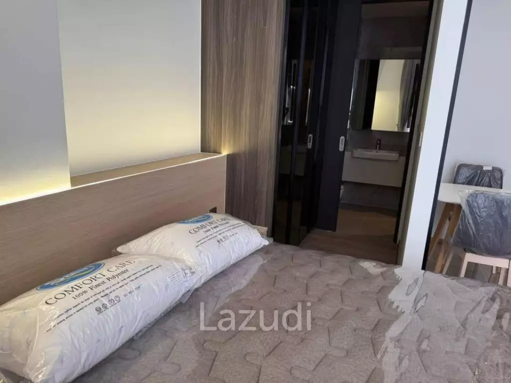 26.54 sqm high floor condo at Noble Around Ari Phaya Thai Bangkok