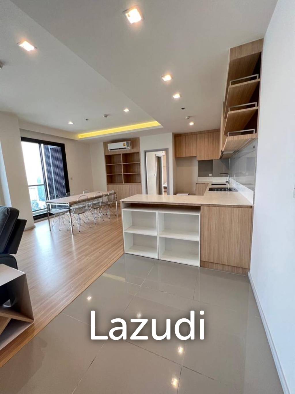 119 sqm high floor condo at M Jatujak Chatuchak Bangkok