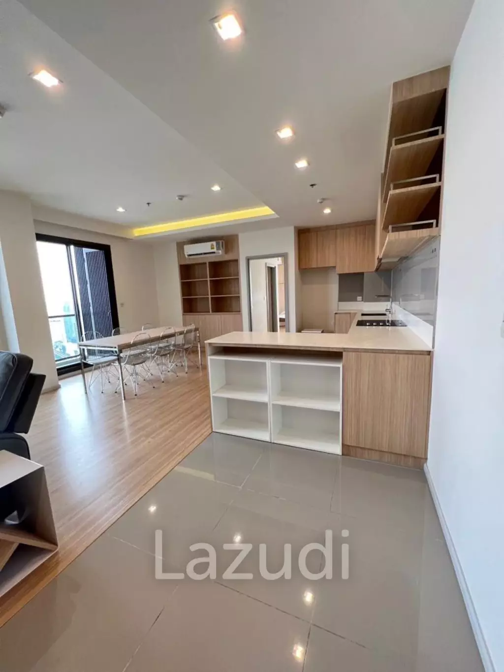 119 sqm high floor condo at M Jatujak Chatuchak Bangkok