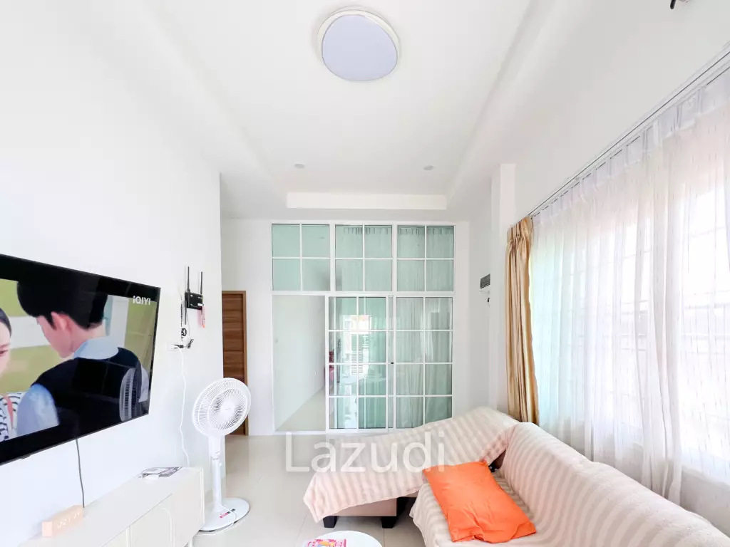 Modern 2 Bed 2 Bath in Wang Phong Pran Buri