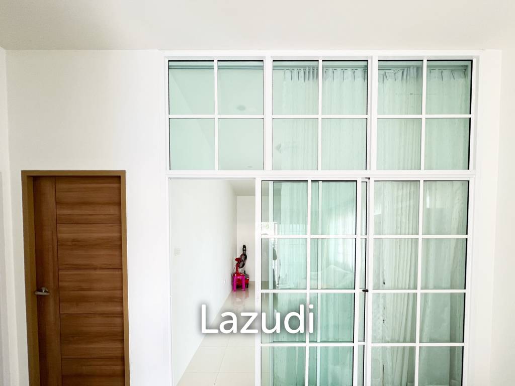 Modern 2 Bed 2 Bath in Wang Phong Pran Buri