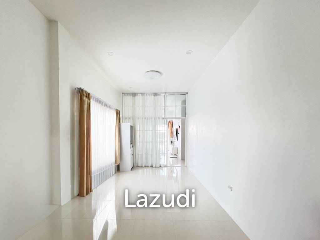 Modern 2 Bed 2 Bath in Wang Phong Pran Buri