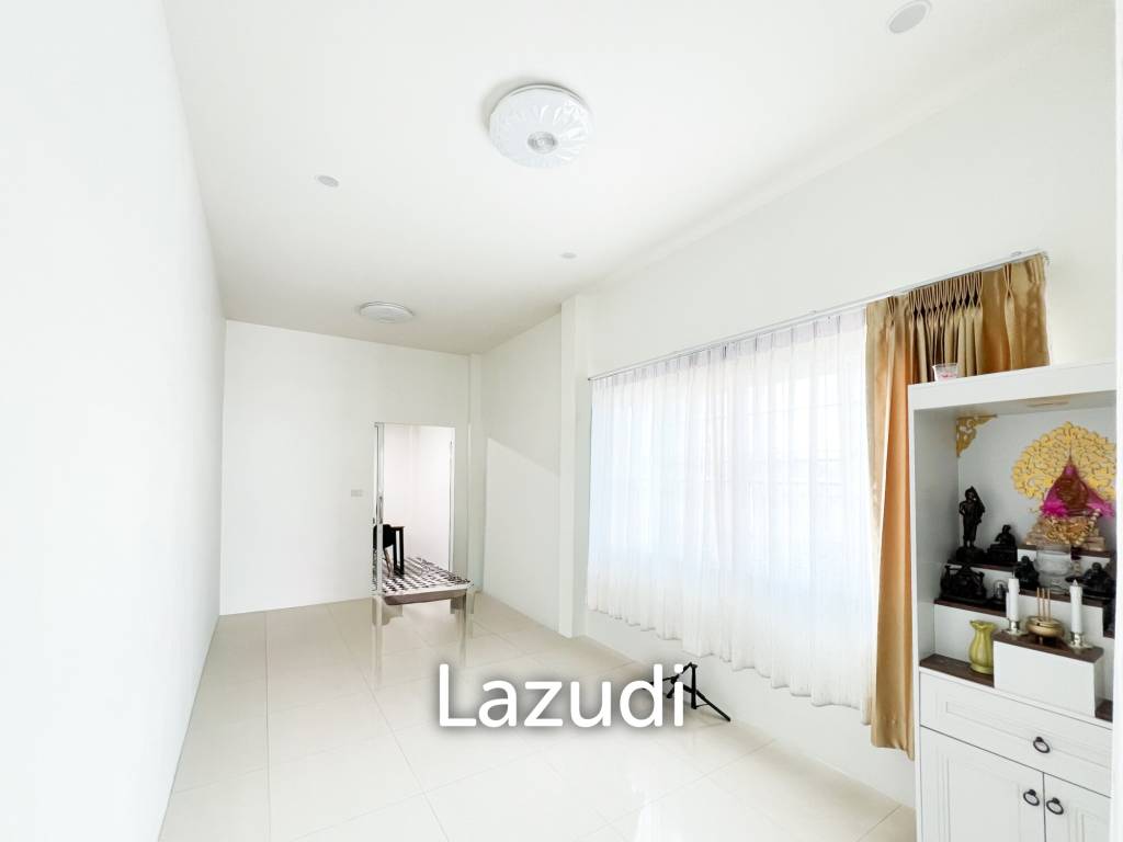Modern 2 Bed 2 Bath in Wang Phong Pran Buri