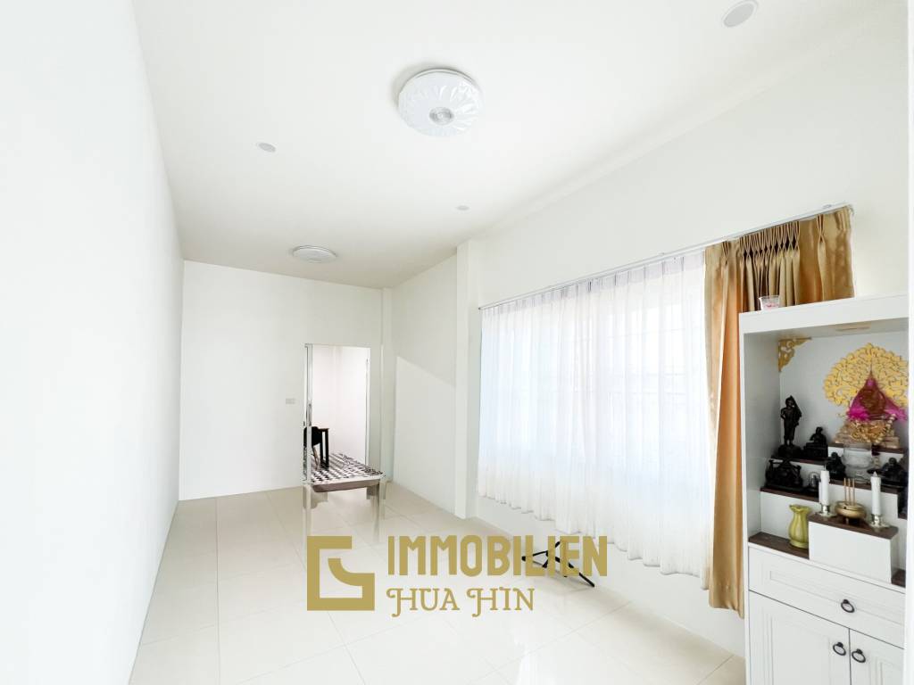 kompaktes Häuschen /100 qm Wohnfläche / voll möbliert