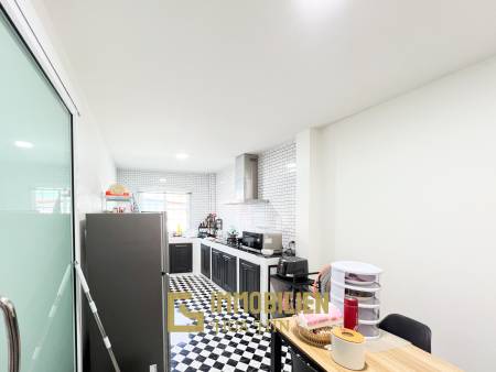 kompaktes Häuschen /100 qm Wohnfläche / voll möbliert