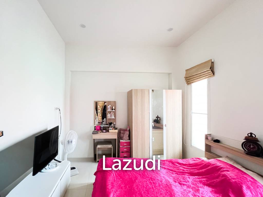 Modern 2 Bed 2 Bath in Wang Phong Pran Buri