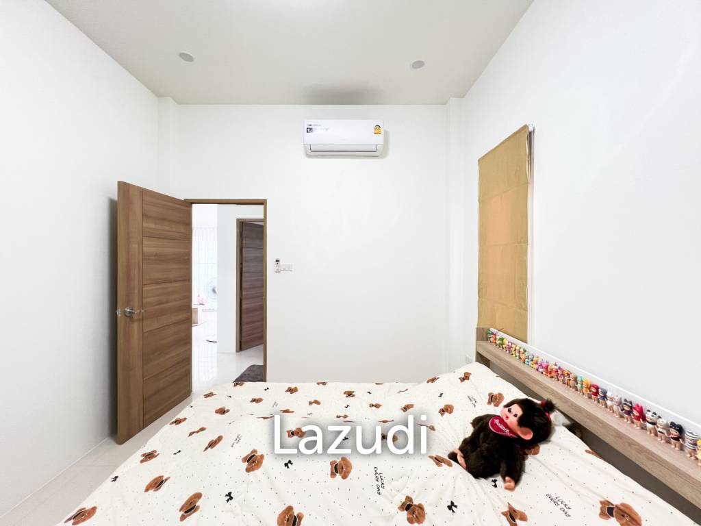 Modern 2 Bed 2 Bath in Wang Phong Pran Buri