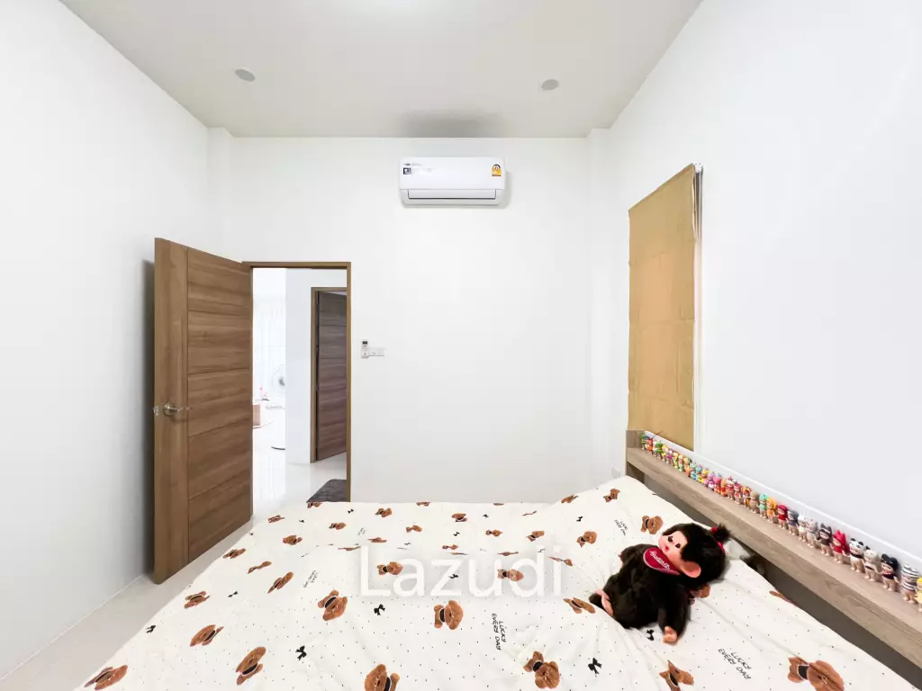 Modern 2 Bed 2 Bath in Wang Phong Pran Buri