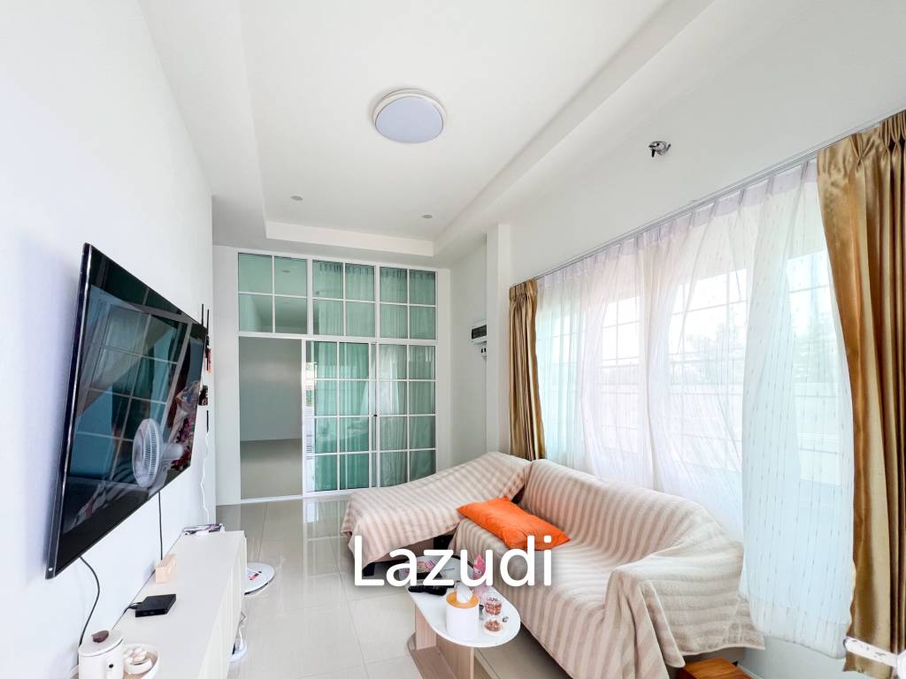 Modern 2 Bed 2 Bath in Wang Phong Pran Buri