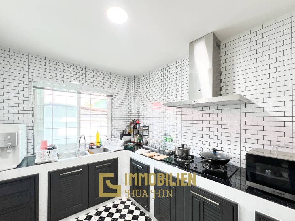 kompaktes Häuschen /100 qm Wohnfläche / voll möbliert