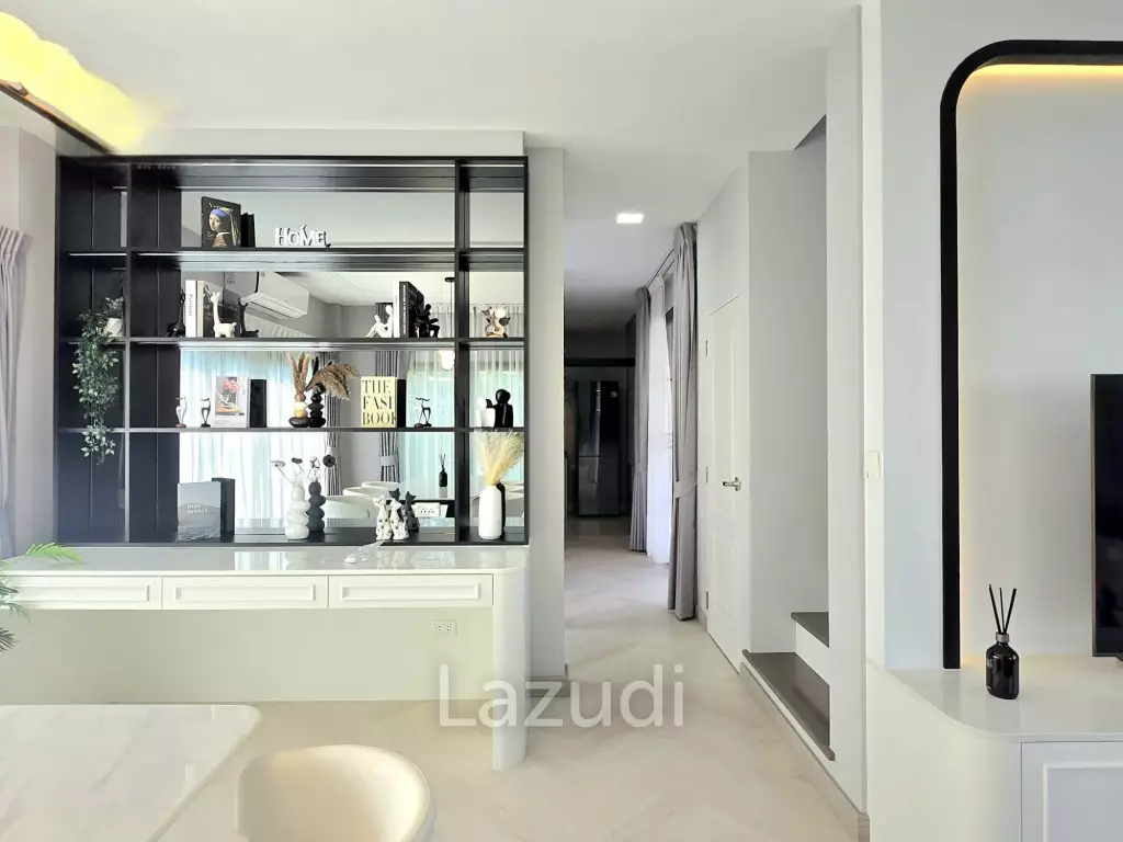 2-storey 4-bed detached home 200 sqm Grande Pleno Sukhumvit-Bangna Bang Plee