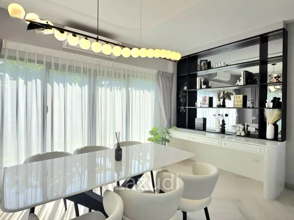 2-storey 4-bed detached home 200 sqm Grande Pleno Sukhumvit-Bangna Bang Plee