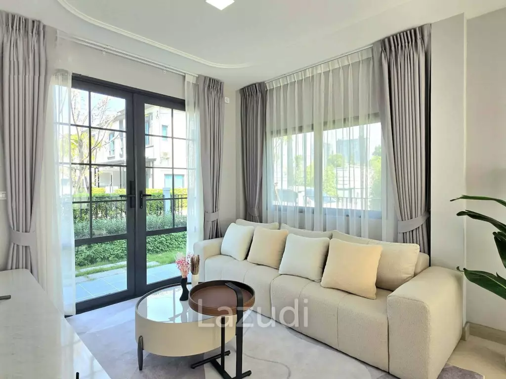 2-storey 4-bed detached home 200 sqm Grande Pleno Sukhumvit-Bangna Bang Plee