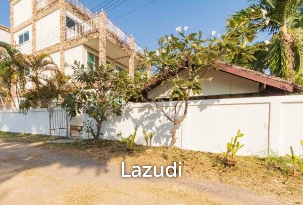 Great Design 3 Storey 4 Bed Pool Villa very close to the Beach with sea views.