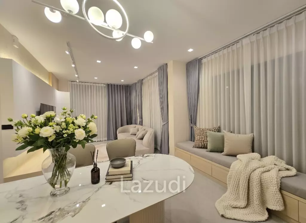 237 sqm modern detached house Bangkok Boulevard Bangna KM.5