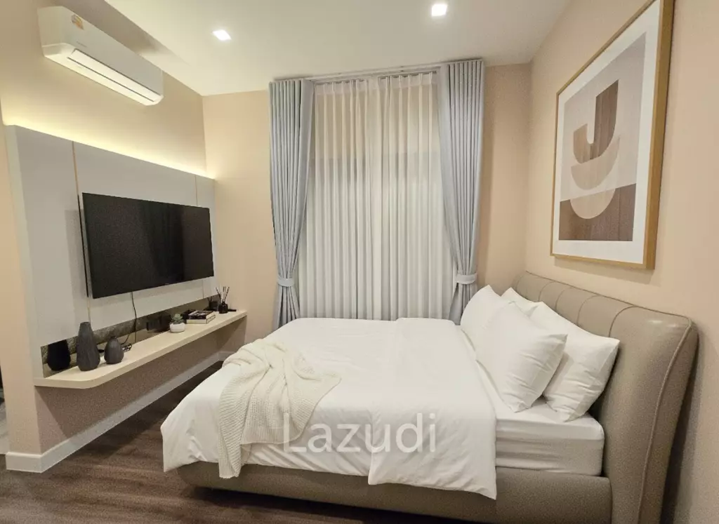 237 sqm modern detached house Bangkok Boulevard Bangna KM.5