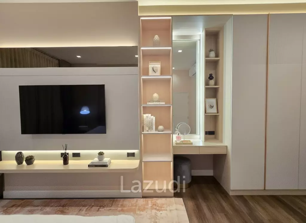 237 sqm modern detached house Bangkok Boulevard Bangna KM.5