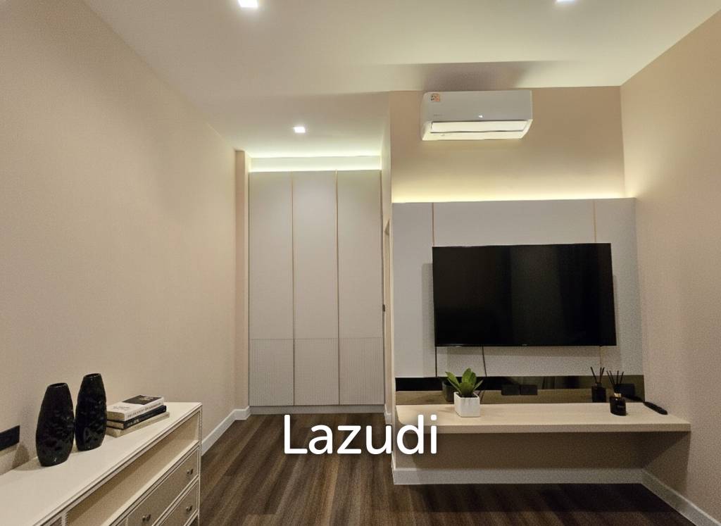 237 sqm modern detached house Bangkok Boulevard Bangna KM.5