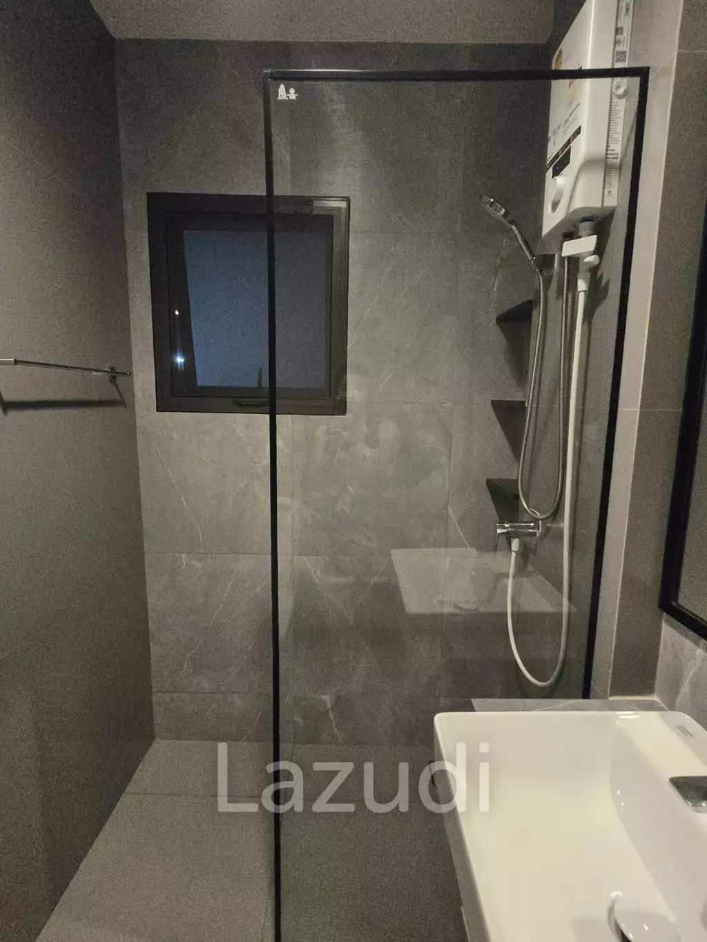 237 sqm modern detached house Bangkok Boulevard Bangna KM.5