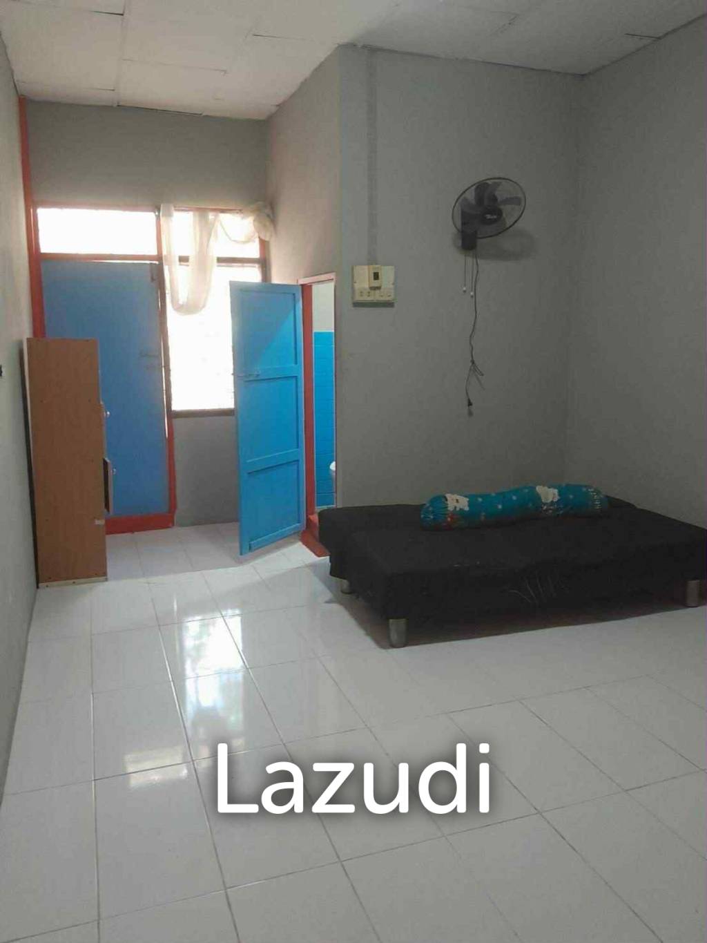 1-Rai Land with Villa and 12-Unit Apartment in South Pattaya