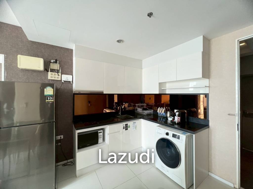 59 sqm high floor condo in Khlong Tan Nuea Bangkok