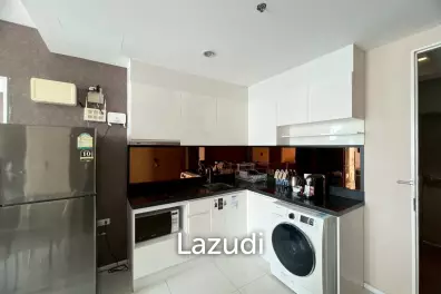 59 sqm high floor condo in Khlong Tan Nuea Bangkok