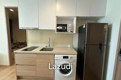 34.8 sqm 1 Bedroom Condo on High Floor at Noble Around 33, Khlong Tan Nuea Bangkok