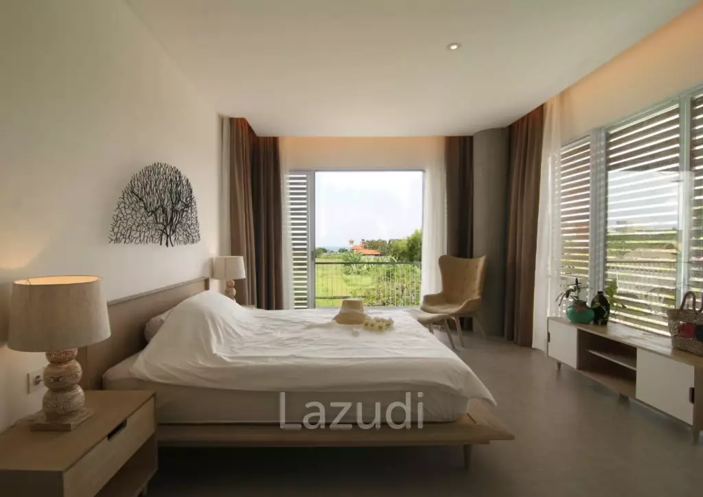 Yearly Rental Villa walking distance to the Beach