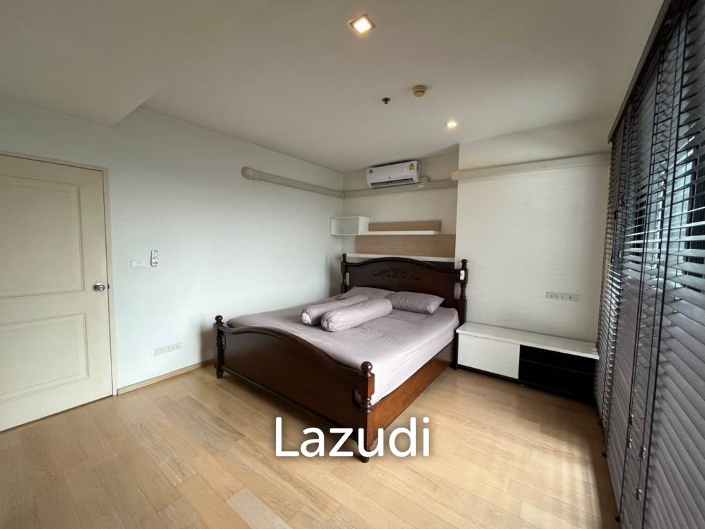 65.5 sqm modern 1 bedroom condo at Noble Reflex Phaya Thai Bangkok