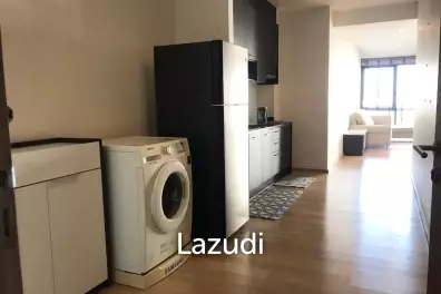 65.5 sqm modern 1 bedroom condo at Noble Reflex Phaya Thai Bangkok