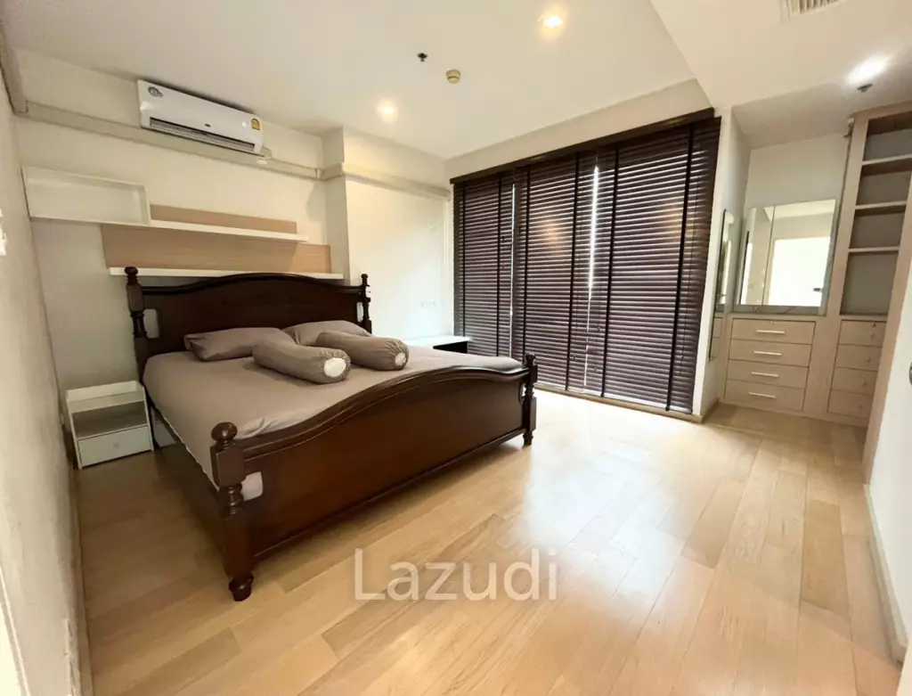 65.5 sqm modern 1 bedroom condo at Noble Reflex Phaya Thai Bangkok