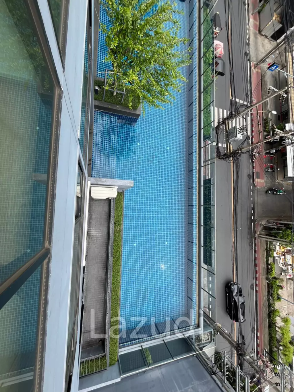 65.5 sqm modern 1 bedroom condo at Noble Reflex Phaya Thai Bangkok