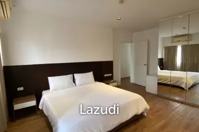180 sqm Condo at The Lofts Yennakart in Chong Nonsi Bangkok