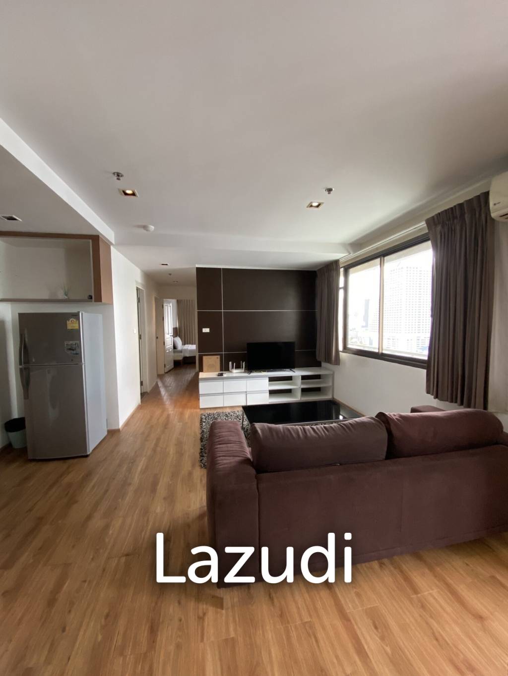180 sqm Condo at The Lofts Yennakart in Chong Nonsi Bangkok