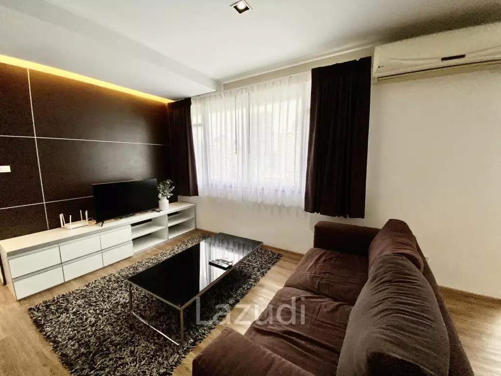 180 sqm Condo at The Lofts Yennakart in Chong Nonsi Bangkok