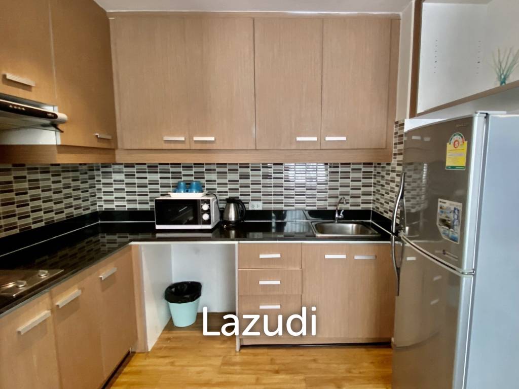 180 sqm Condo at The Lofts Yennakart in Chong Nonsi Bangkok