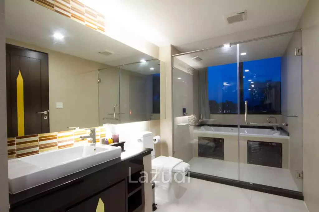 โรงแรม 4 ดาว 172 ห้อง ริมชายหาดให้เช่าในจอมเทียน