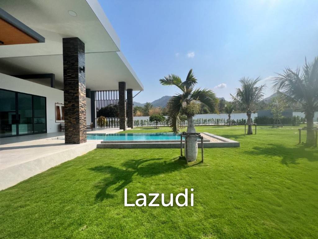 LUXURY 3 BED POOL VILLA with AMAZING GARDENS and VIEWS