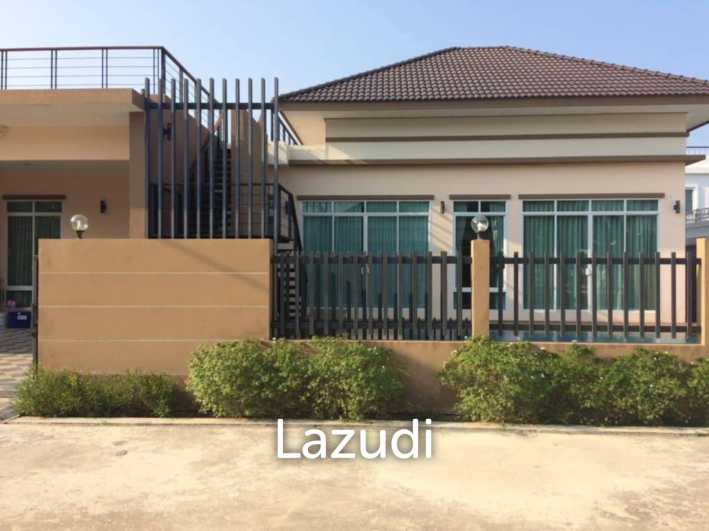 THE GRANDIO HUA HIN : Modern pool villa with rooftop terrace