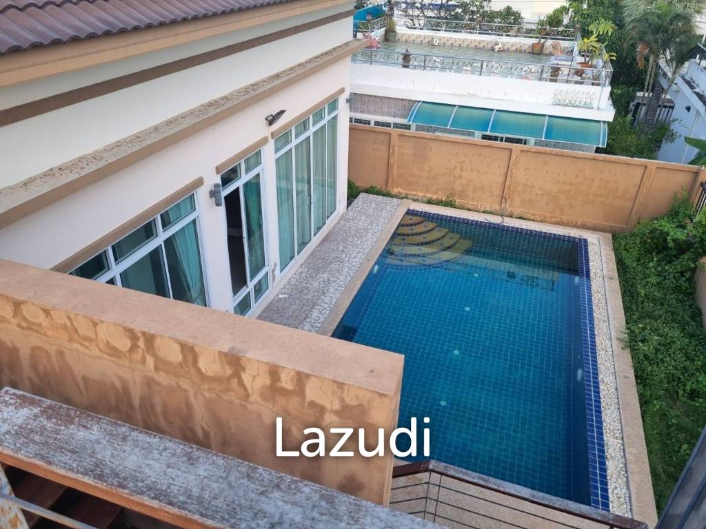 THE GRANDIO HUA HIN : Modern pool villa with rooftop terrace