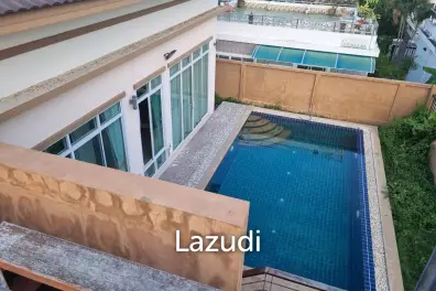 THE GRANDIO HUA HIN : Modern pool villa with rooftop terrace